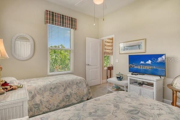 В аренду: $12,000 (4 спален, 3 ванн, 2546 Квадратных фут)