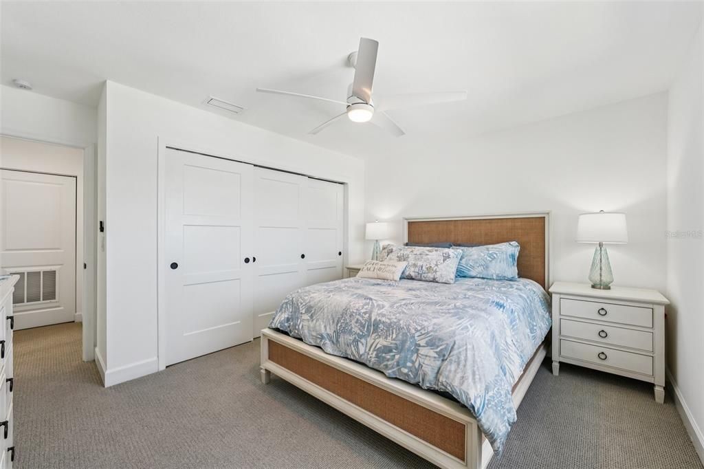 На продажу: $1,999,000 (4 спален, 2 ванн, 2781 Квадратных фут)