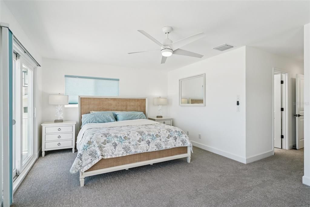 На продажу: $1,999,000 (4 спален, 2 ванн, 2781 Квадратных фут)