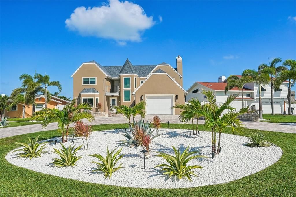 На продажу: $1,999,000 (4 спален, 2 ванн, 2781 Квадратных фут)