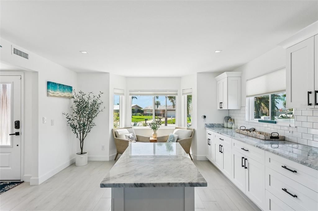 На продажу: $1,999,000 (4 спален, 2 ванн, 2781 Квадратных фут)