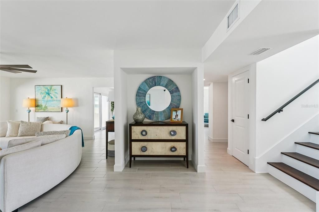 На продажу: $1,999,000 (4 спален, 2 ванн, 2781 Квадратных фут)