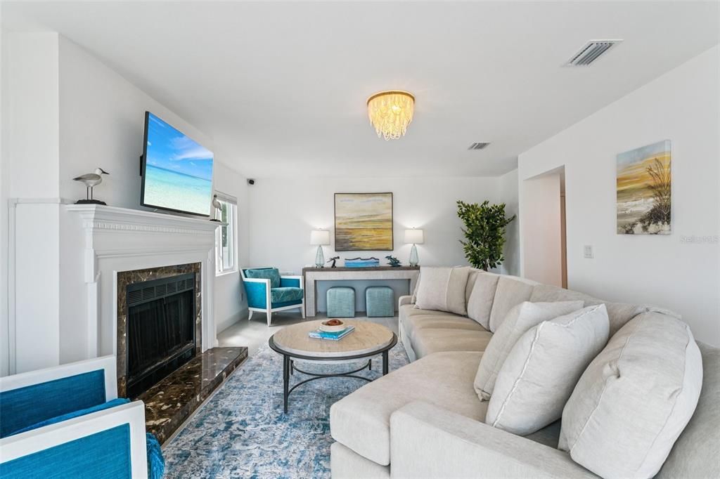 На продажу: $1,999,000 (4 спален, 2 ванн, 2781 Квадратных фут)