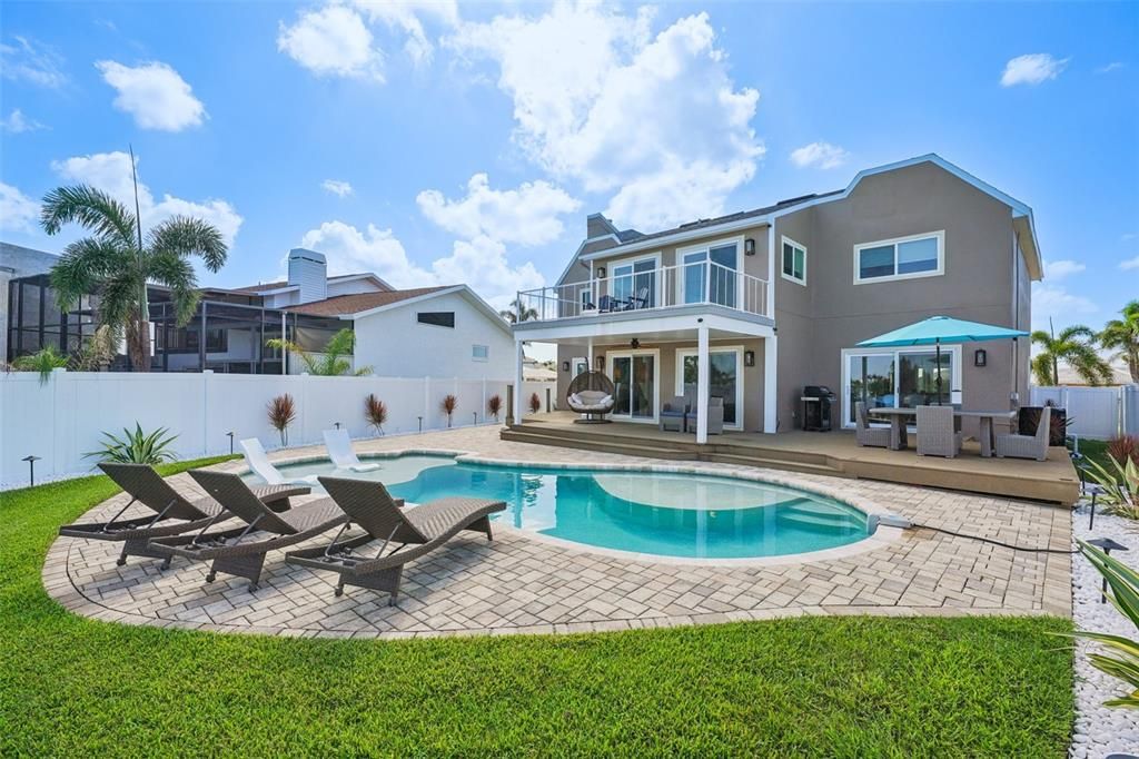 На продажу: $1,999,000 (4 спален, 2 ванн, 2781 Квадратных фут)