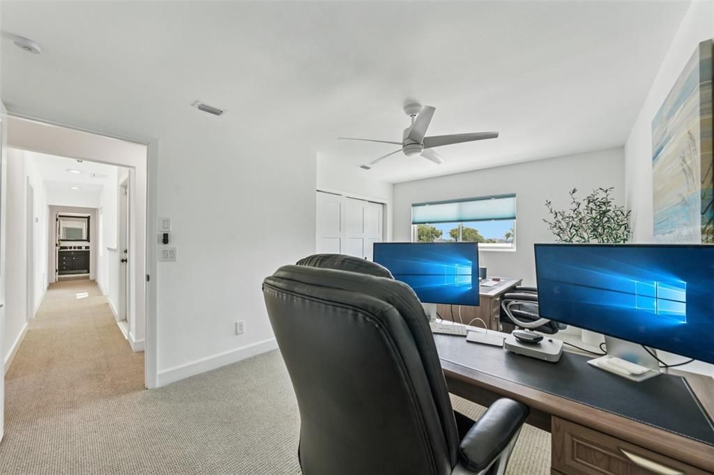 На продажу: $1,999,000 (4 спален, 2 ванн, 2781 Квадратных фут)