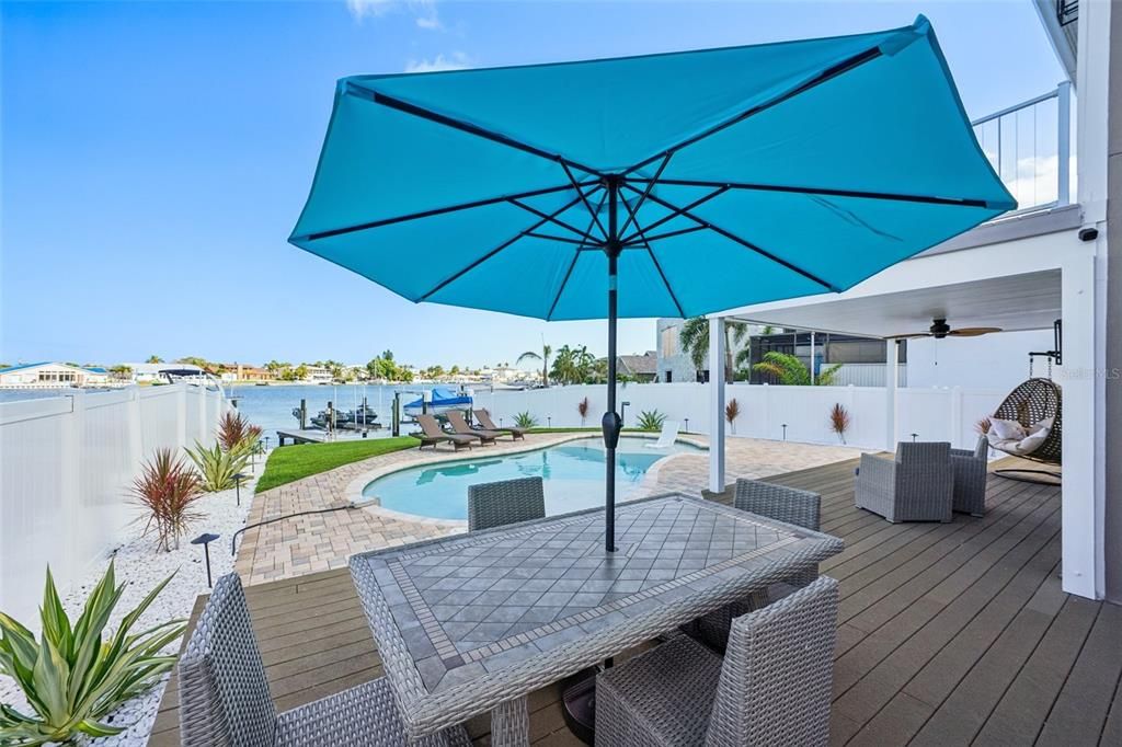 На продажу: $1,999,000 (4 спален, 2 ванн, 2781 Квадратных фут)