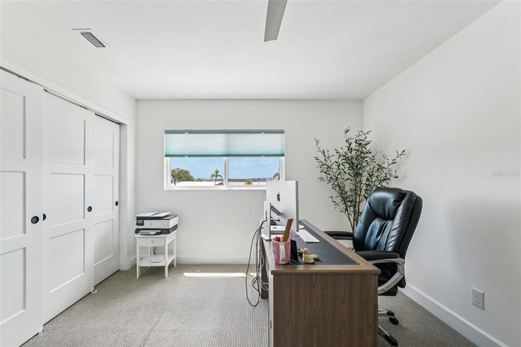 На продажу: $1,999,000 (4 спален, 2 ванн, 2781 Квадратных фут)