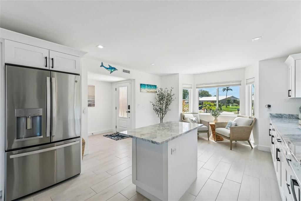 На продажу: $1,999,000 (4 спален, 2 ванн, 2781 Квадратных фут)