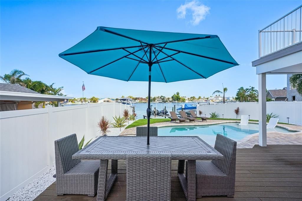 На продажу: $1,999,000 (4 спален, 2 ванн, 2781 Квадратных фут)