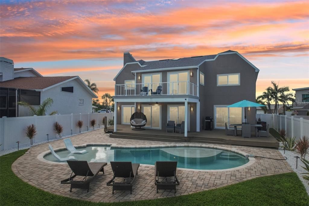 На продажу: $1,999,000 (4 спален, 2 ванн, 2781 Квадратных фут)