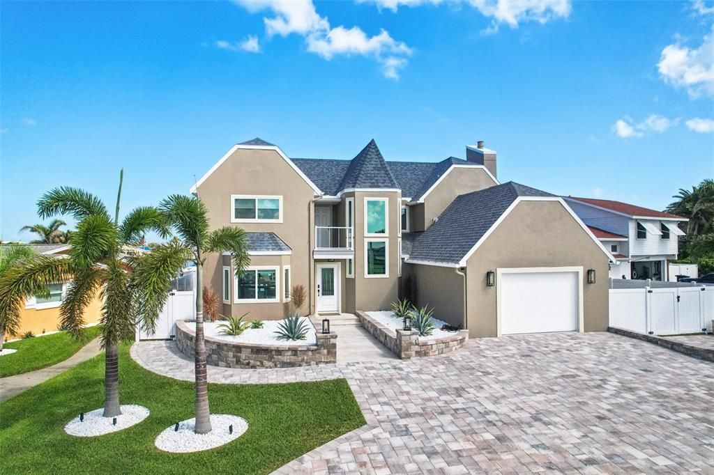 На продажу: $1,999,000 (4 спален, 2 ванн, 2781 Квадратных фут)