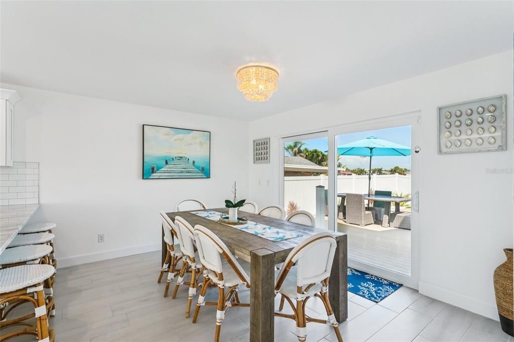 На продажу: $1,999,000 (4 спален, 2 ванн, 2781 Квадратных фут)