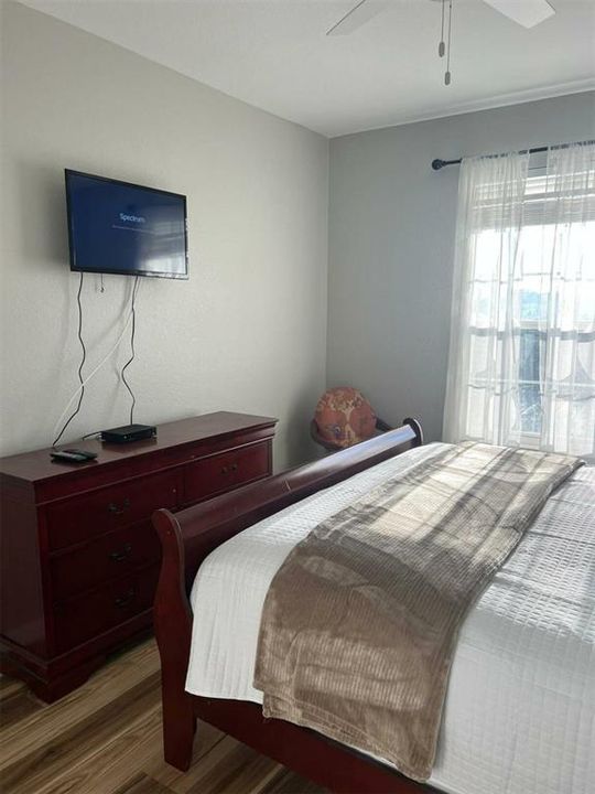 待售: $545,000 (3 贝兹, 2 浴室, 1447 平方英尺)