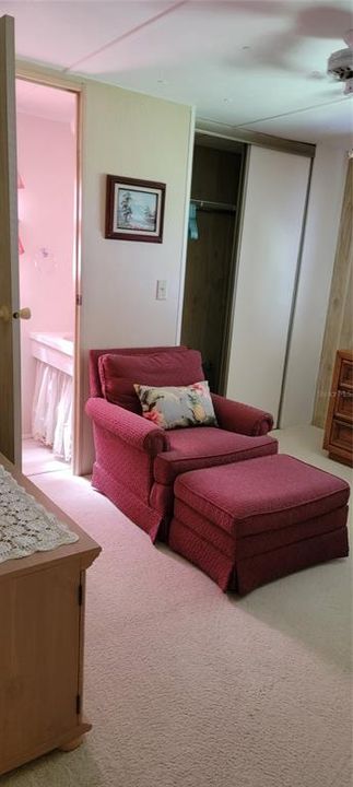 待售: $150,000 (2 贝兹, 1 浴室, 944 平方英尺)