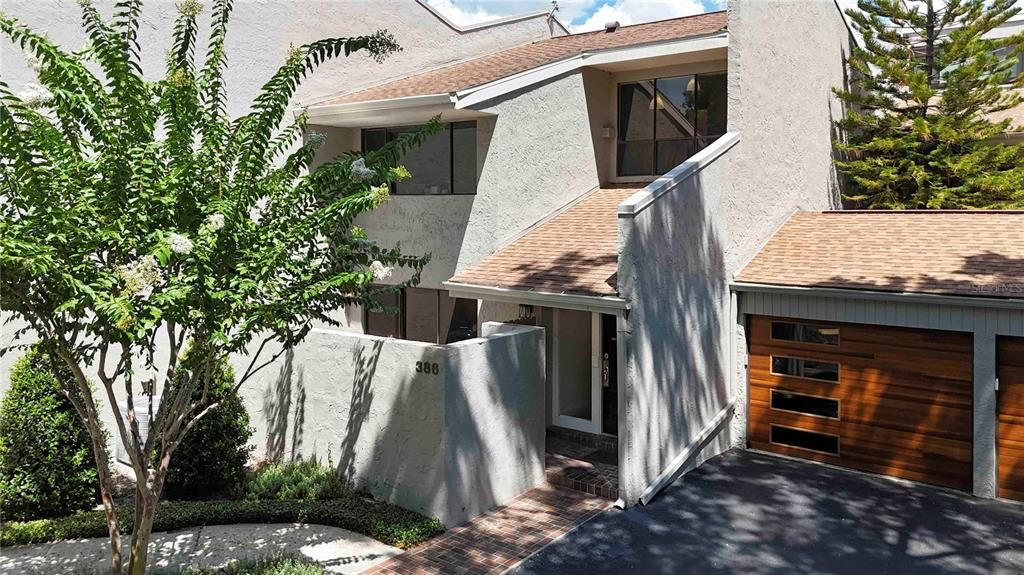 Vendido Recientemente: $439,900 (2 camas, 2 baños, 1673 Pies cuadrados)