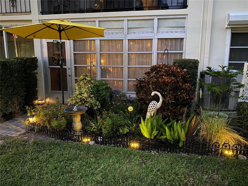 For Sale: $84,900 (1 beds, 1 baths, 740 Square Feet)