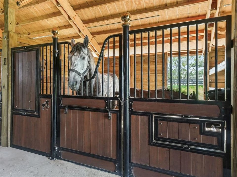 En Venta: $2,100,000 (4 camas, 3 baños, 3240 Pies cuadrados)