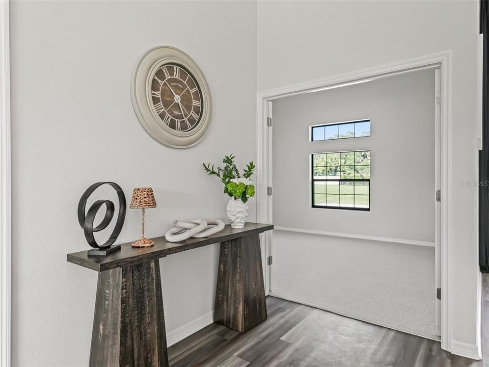 En Venta: $2,100,000 (4 camas, 3 baños, 3240 Pies cuadrados)