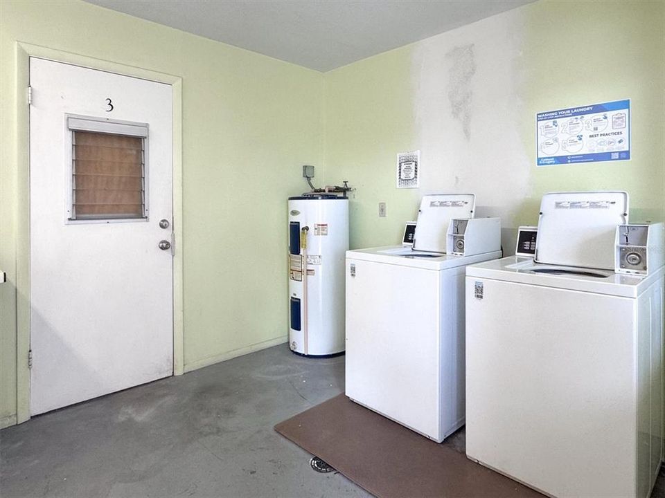 合同活跃: $119,900 (1 贝兹, 1 浴室, 652 平方英尺)