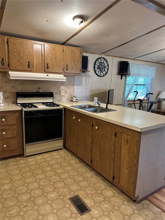 En Venta: $125,000 (2 camas, 1 baños, 728 Pies cuadrados)