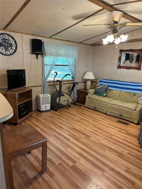 En Venta: $125,000 (2 camas, 1 baños, 728 Pies cuadrados)