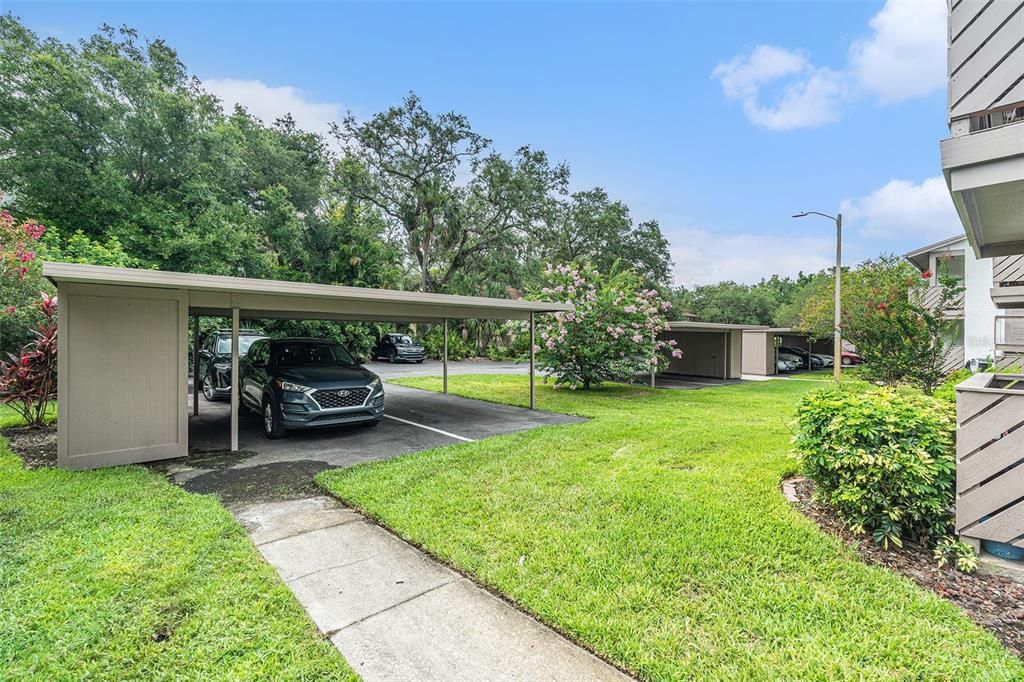 For Sale: $210,000 (2 beds, 2 baths, 1060 Square Feet)