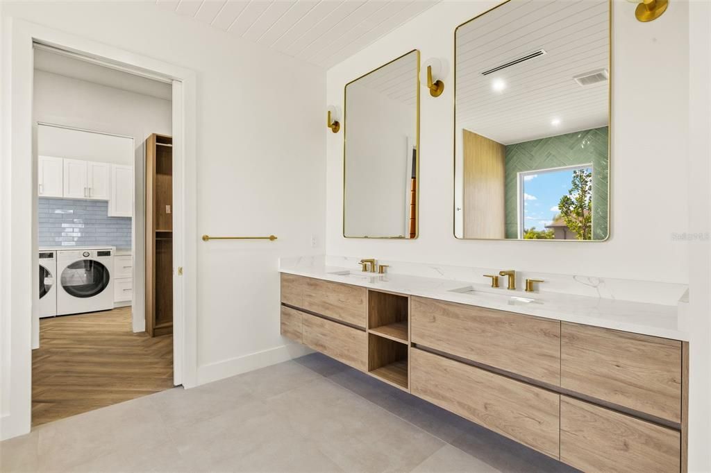 For Sale: $1,439,900 (3 beds, 3 baths, 2869 Square Feet)