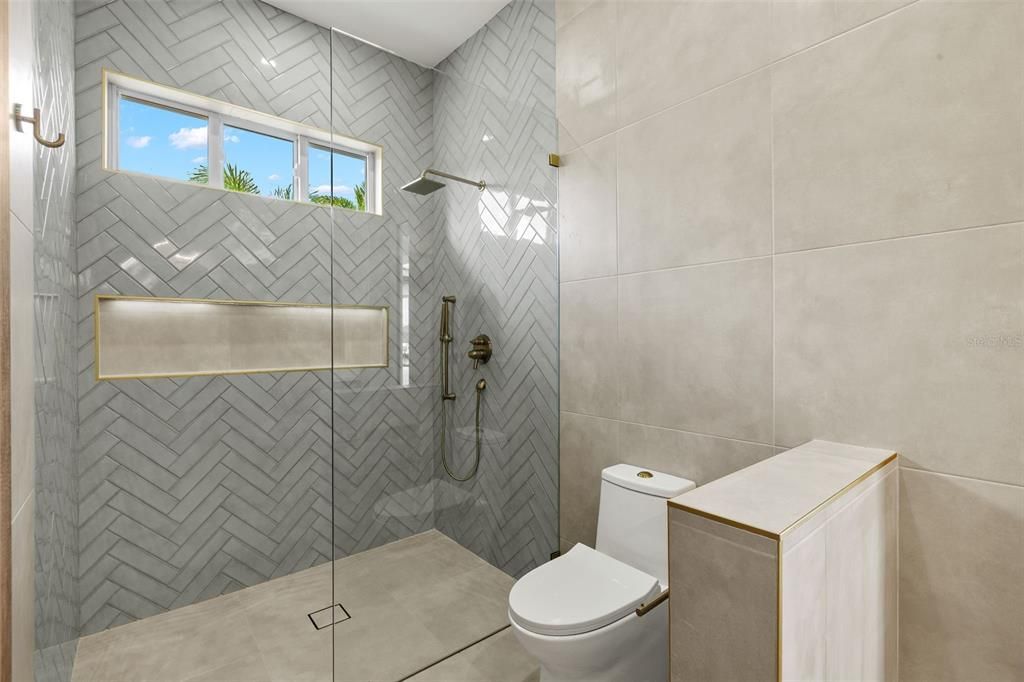 For Sale: $1,439,900 (3 beds, 3 baths, 2869 Square Feet)