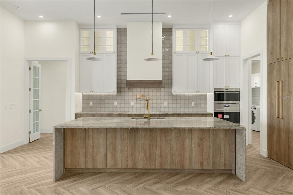 For Sale: $1,439,900 (3 beds, 3 baths, 2869 Square Feet)