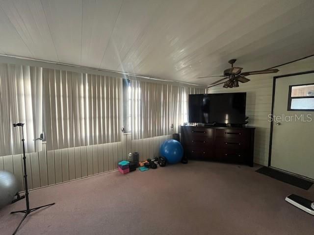 For Sale: $120,000 (1 beds, 1 baths, 418 Square Feet)