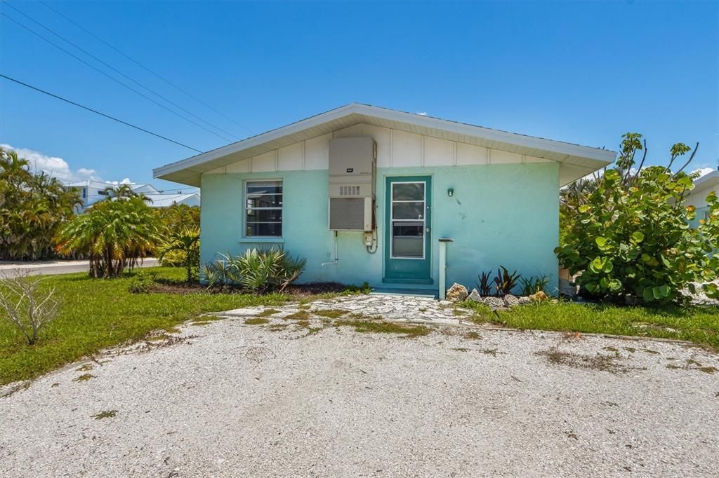 На продажу: $1,900,000 (8 спален, 0 ванн, 2880 Квадратных фут)