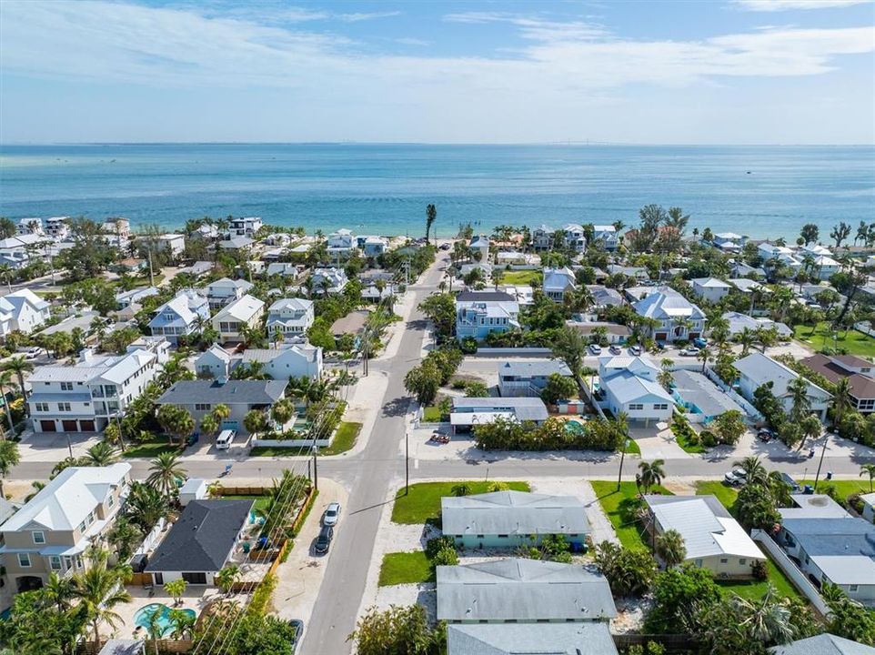 На продажу: $1,900,000 (8 спален, 0 ванн, 2880 Квадратных фут)