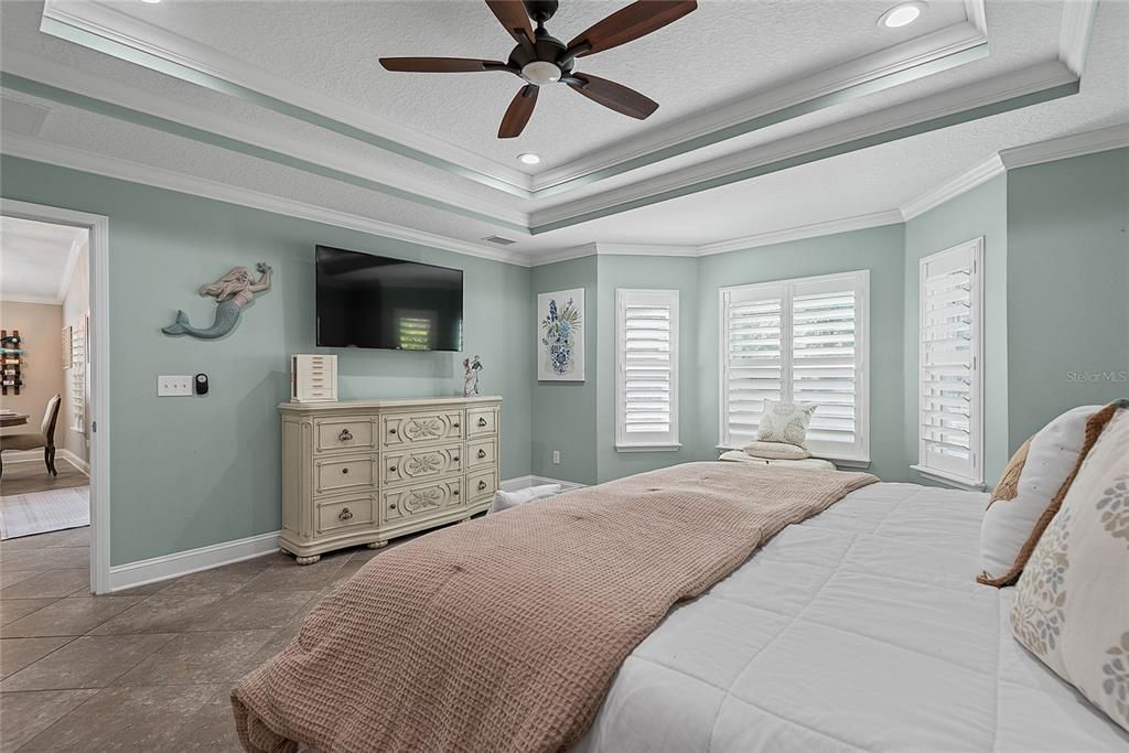 Active With Contract: $899,000 (3 beds, 3 baths, 2057 Square Feet)