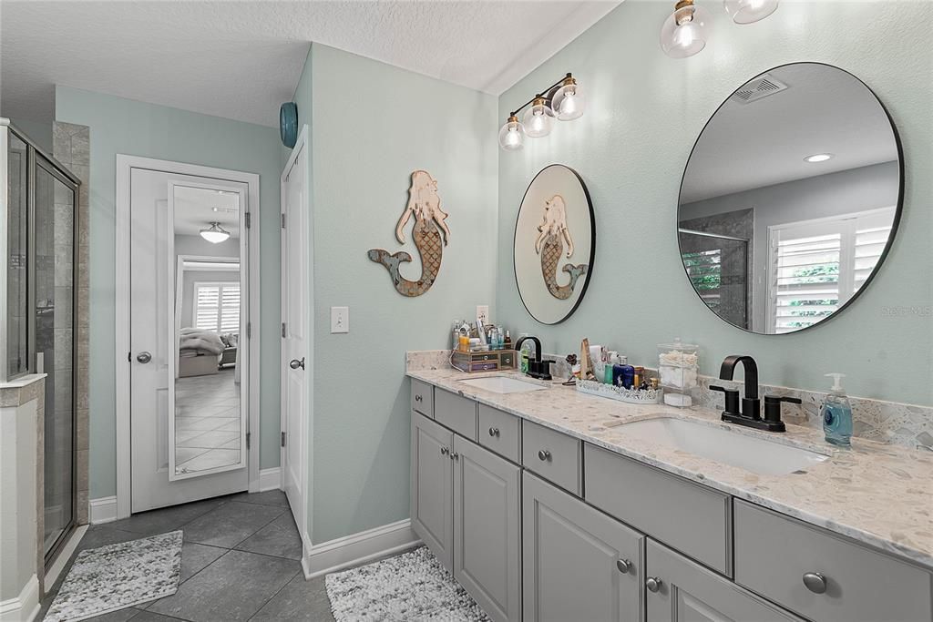 Active With Contract: $899,000 (3 beds, 3 baths, 2057 Square Feet)