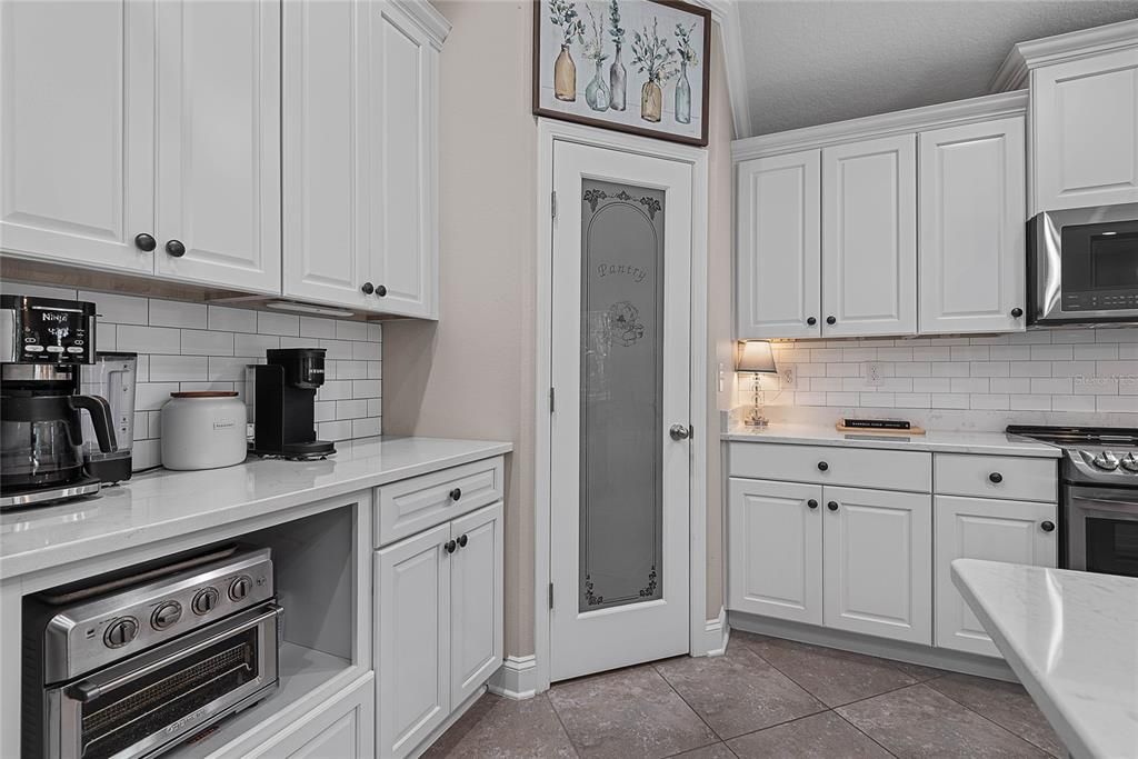 Active With Contract: $899,000 (3 beds, 3 baths, 2057 Square Feet)