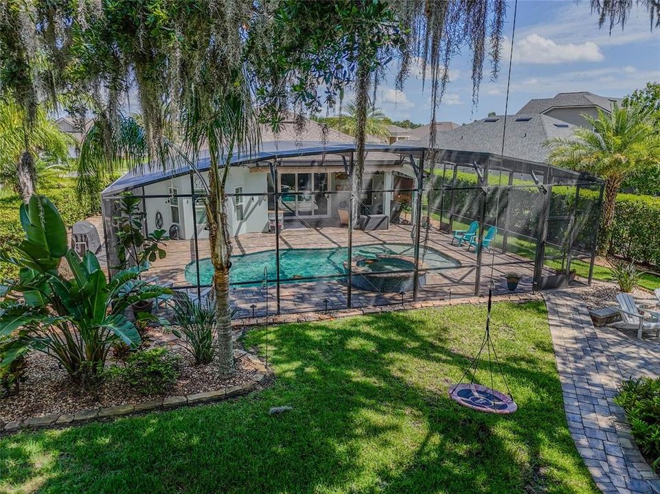 Active With Contract: $899,000 (3 beds, 3 baths, 2057 Square Feet)