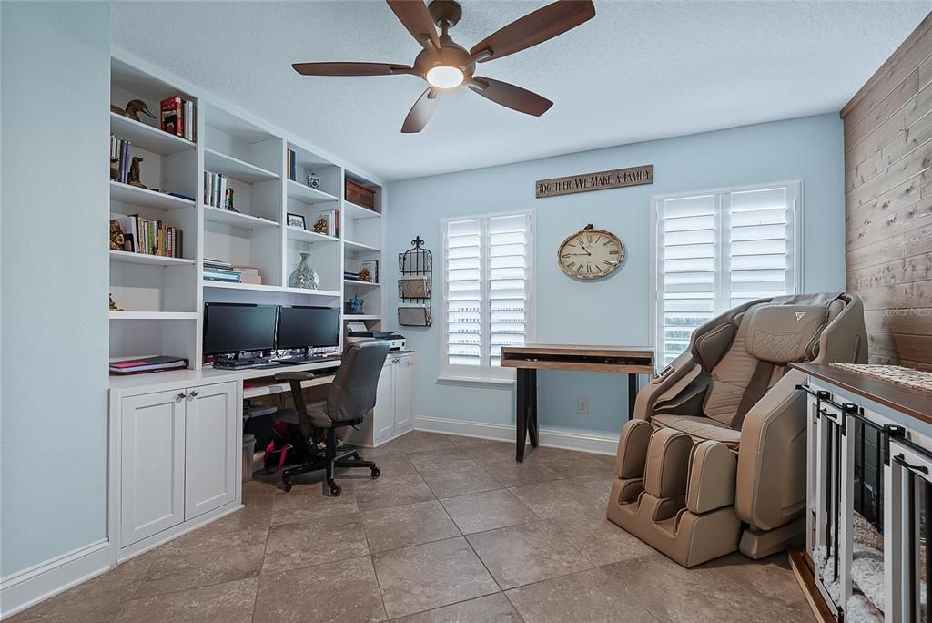 Active With Contract: $899,000 (3 beds, 3 baths, 2057 Square Feet)