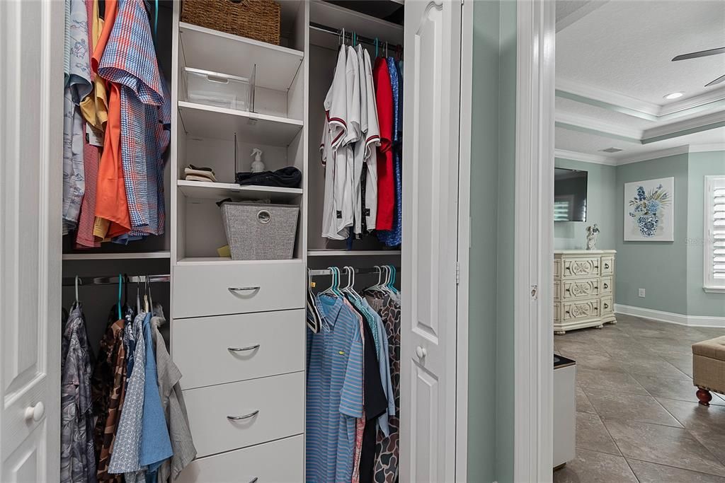 Active With Contract: $899,000 (3 beds, 3 baths, 2057 Square Feet)