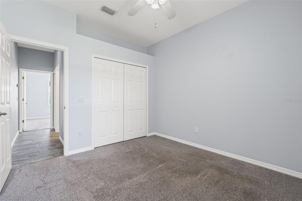 For Sale: $410,000 (3 beds, 2 baths, 1553 Square Feet)