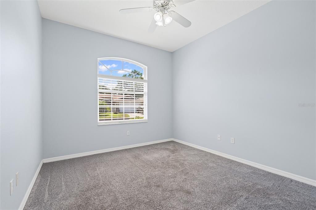 For Sale: $410,000 (3 beds, 2 baths, 1553 Square Feet)