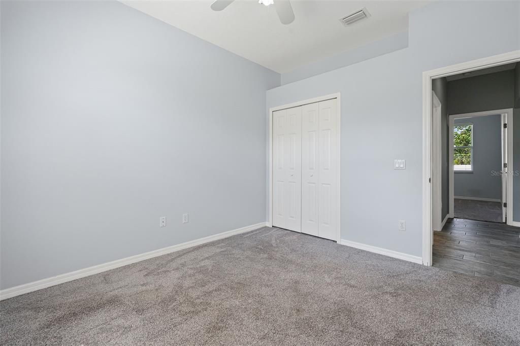 For Sale: $410,000 (3 beds, 2 baths, 1553 Square Feet)