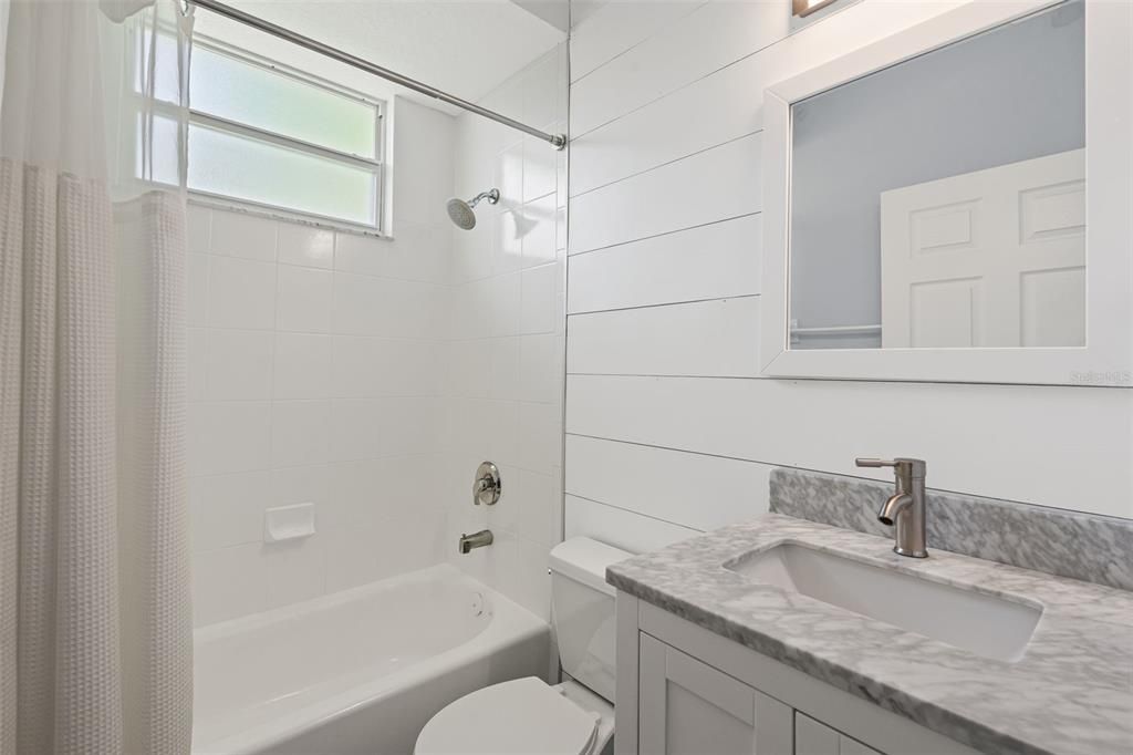 For Sale: $410,000 (3 beds, 2 baths, 1553 Square Feet)