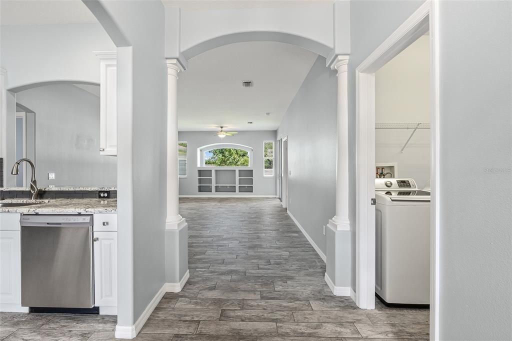 For Sale: $410,000 (3 beds, 2 baths, 1553 Square Feet)