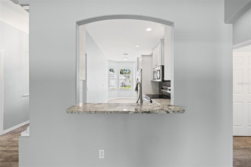 For Sale: $410,000 (3 beds, 2 baths, 1553 Square Feet)
