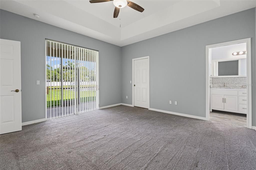 For Sale: $410,000 (3 beds, 2 baths, 1553 Square Feet)