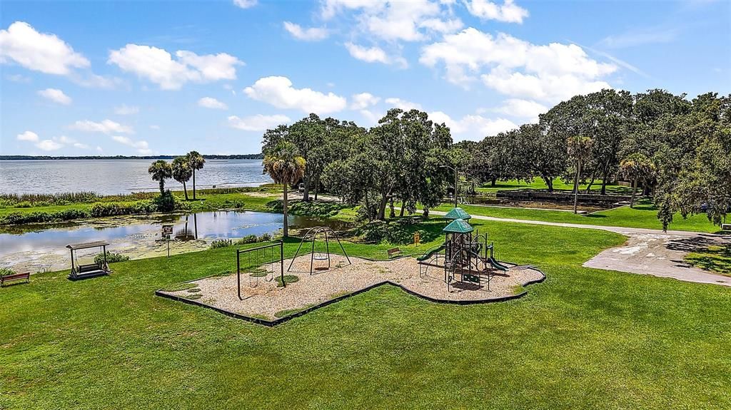 For Sale: $229,900 (3 beds, 2 baths, 1908 Square Feet)