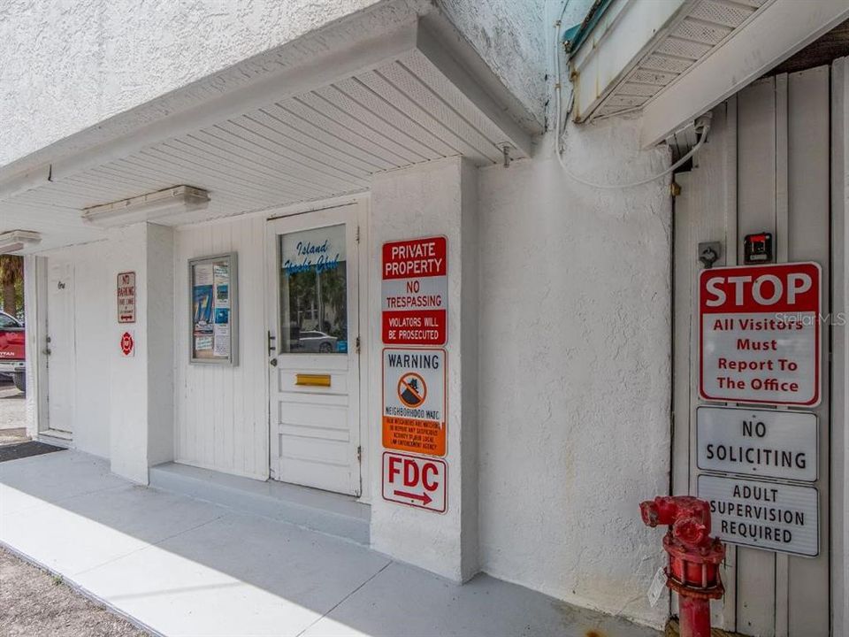 For Sale: $215,000 (0 beds, 0 baths, 675 Square Feet)