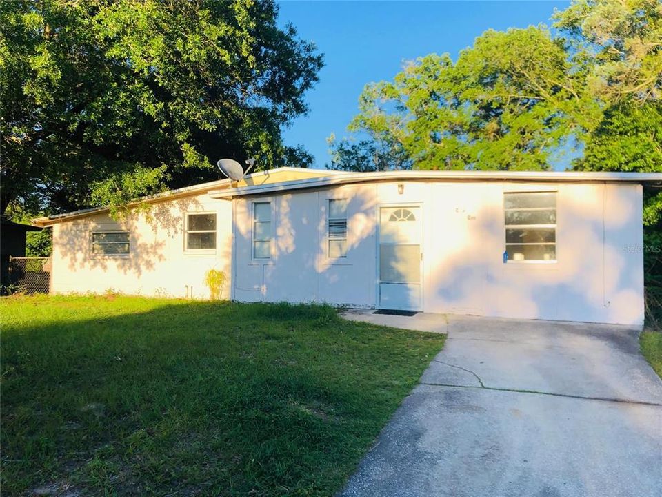 Недавно арендовано: $1,100 (4 спален, 0 ванн, 1133 Квадратных фут)