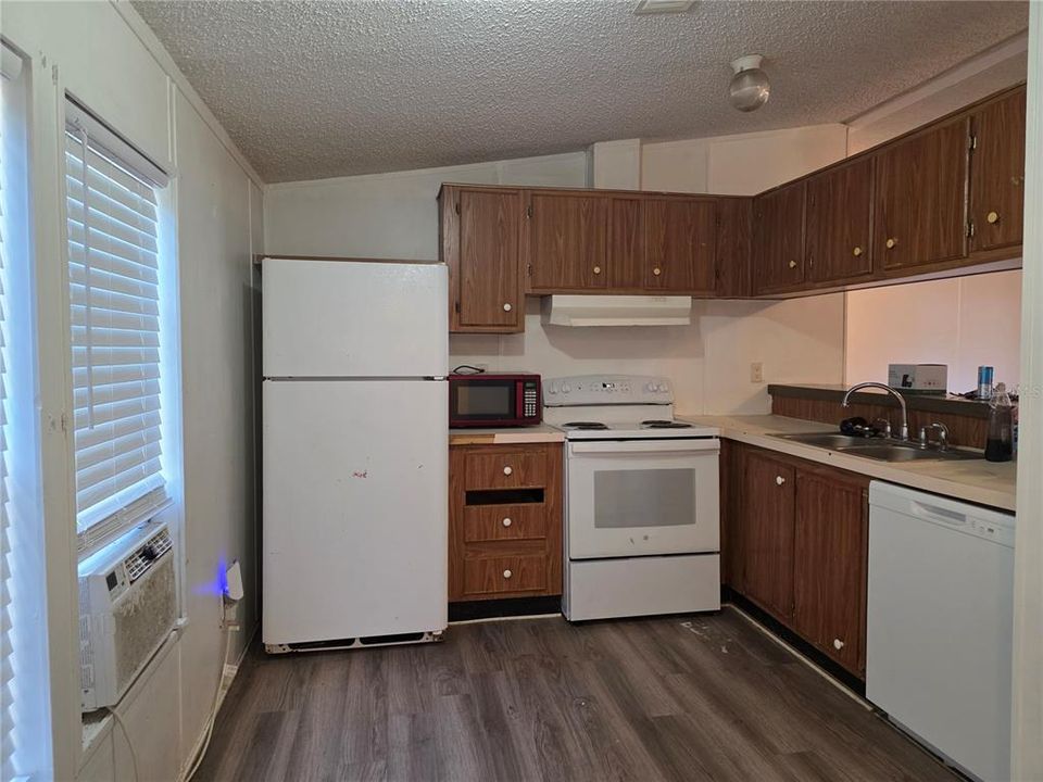 En Venta: $97,500 (3 camas, 2 baños, 1012 Pies cuadrados)