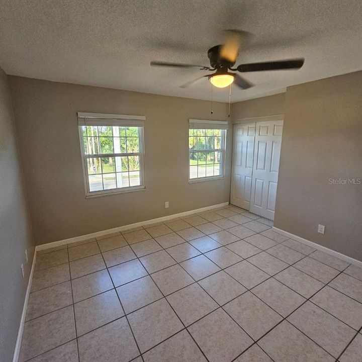 For Sale: $154,000 (2 beds, 1 baths, 1122 Square Feet)
